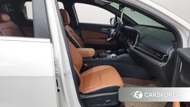 Kia Sportage 5th Generation 2024 Белый из Кореи, фото 2