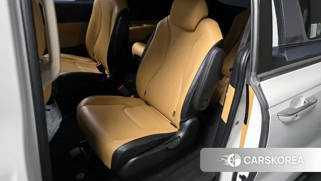 Kia Carnival 4th generation 2021 Белый из Кореи, фото 2