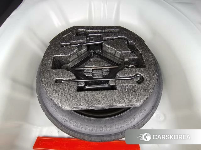 Kia K3 2023 Белый из Китая, фото 2