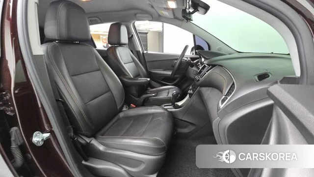 Chevrolet (GM Daewoo) The New Trax 2020 Красный из Кореи, фото 2