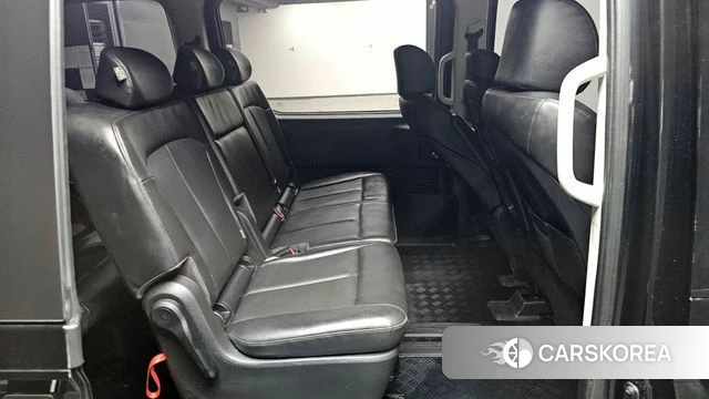 Hyundai Staria 2023 Черный из Кореи, фото 2