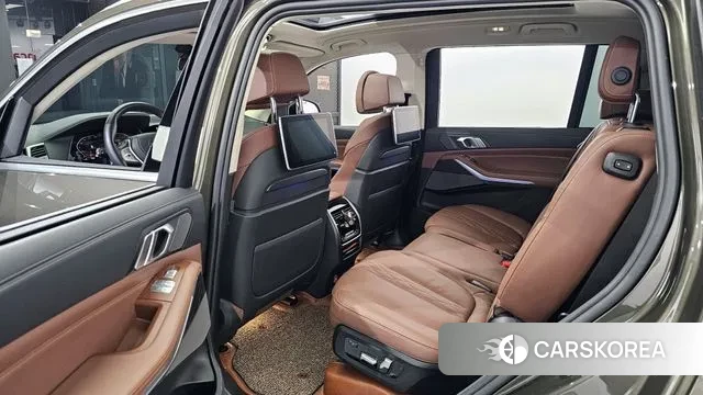 BMW X7 (G07) 2020 Золотой из Кореи, фото 2