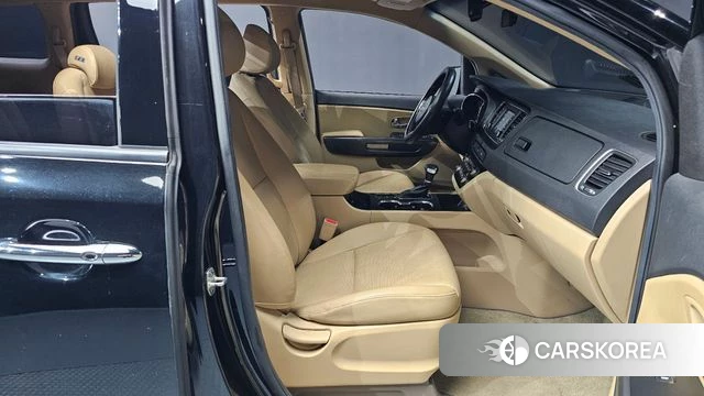 Kia The New Carnival 2019 Черный из Кореи, фото 2