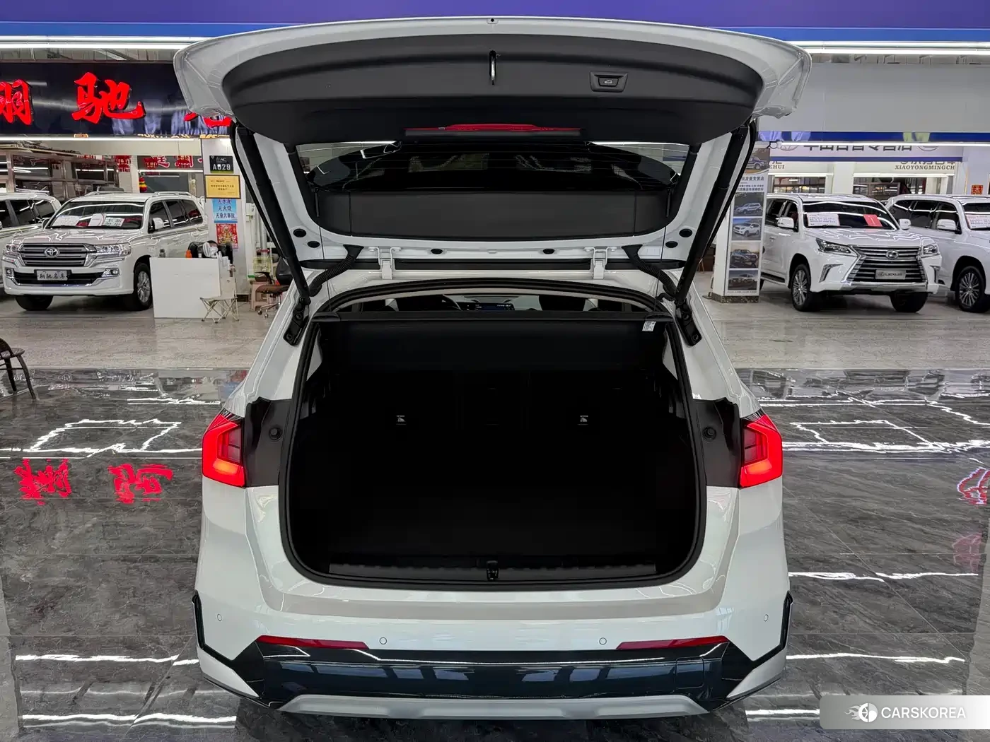 BMW X1 2023 Белый из Китая, фото 3