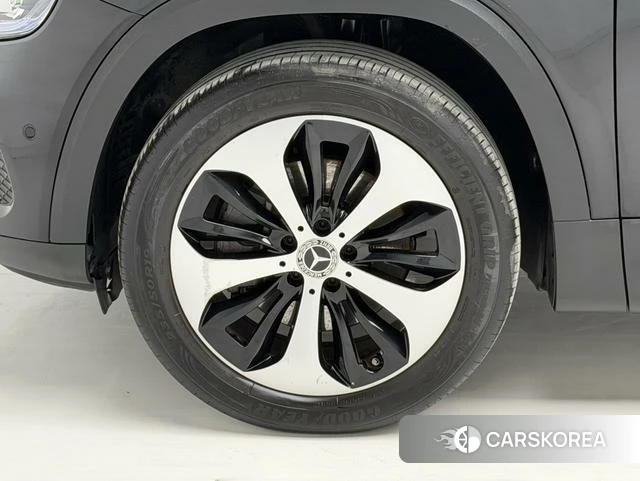 Mercedes-Benz GLB 2023 Черный из Китая, фото 2