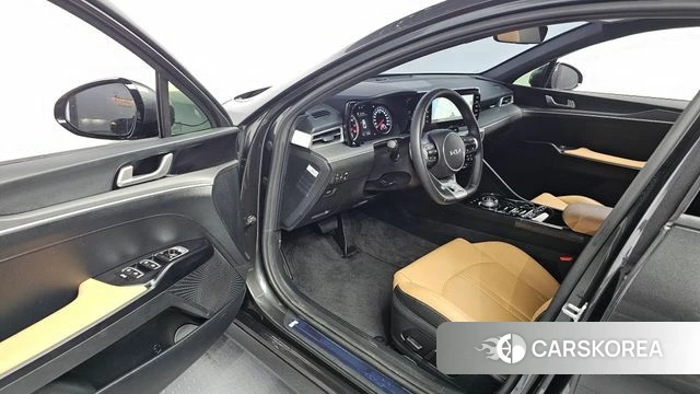 Kia K5 3rd generation 2023 Серый из Кореи, фото 2