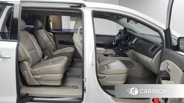 Kia All New Carnival 2018 Белый из Кореи, фото 2