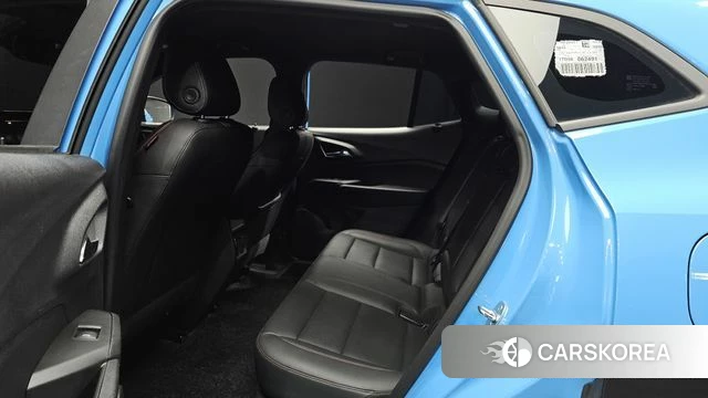 Chevrolet (GM Daewoo) Trax Crossover 2023 Небесно-голубой из Кореи, фото 2