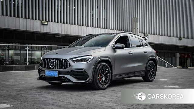 Mercedes-Benz GLA AMG 2022 Серебристо-серый из Китая, фото 2
