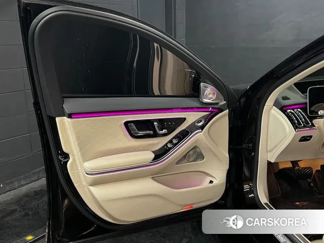 Mercedes-Benz S-Class W223 2023 Черный из Кореи, фото 2