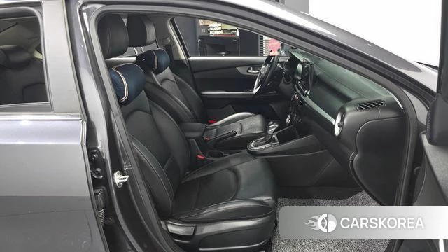 Kia Come New K3 2018 Серый из Кореи, фото 2