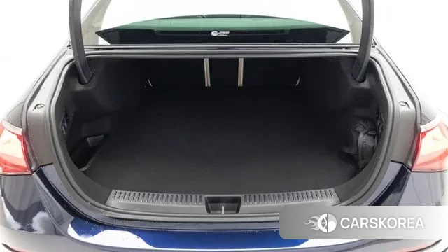 Mercedes-Benz E-Class W214 2025 Синий из Кореи, фото 2