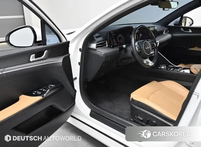 Kia K5 3rd generation 2022 Белый из Кореи, фото 2