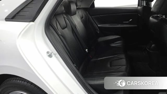 Hyundai Avante (CN7) 2021 Белый из Кореи, фото 2