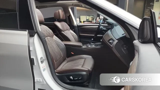 BMW 6 Series GT (G32) 2018 Белый из Кореи, фото 2