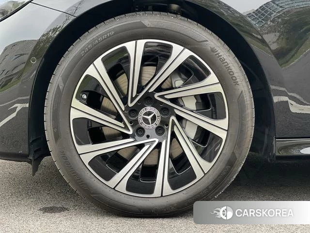Mercedes-Benz E-class id 4219802 из Китая 2