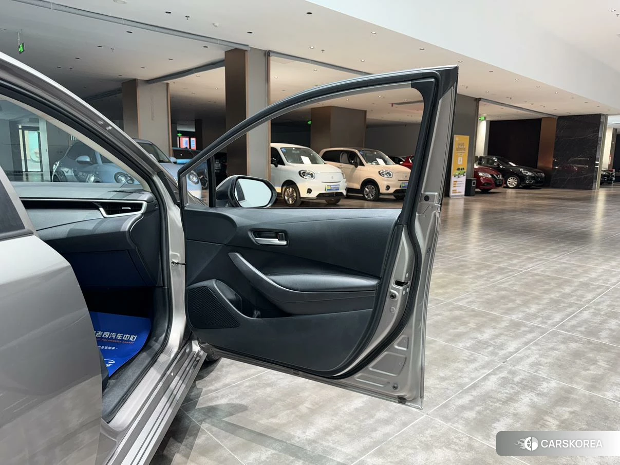 Toyota Corolla 2021 Шампань из Китая, фото 2