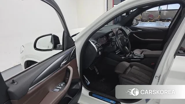 BMW X3 (G01) 2023 Белый из Кореи, фото 2