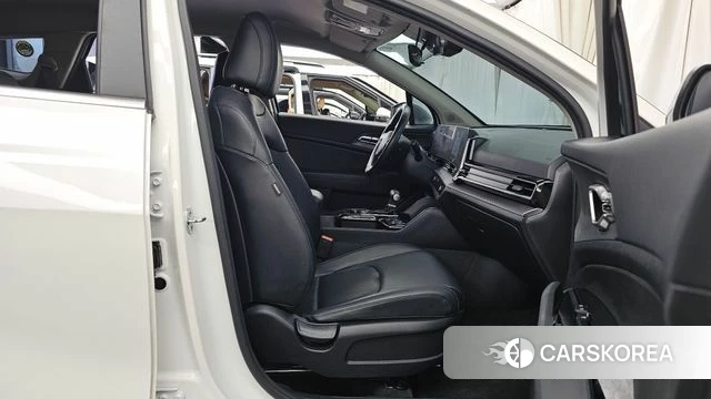 Kia Sportage 5th Generation 2021 Белый из Кореи, фото 2