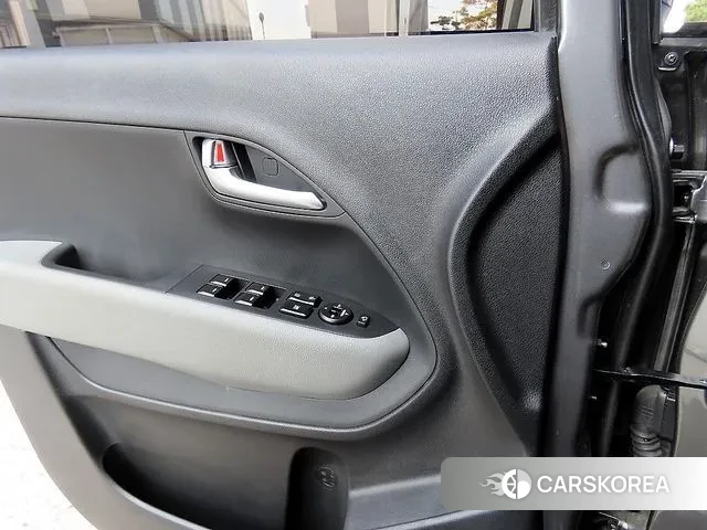 Kia The New Kia Ray 2024 Серый из Кореи, фото 2