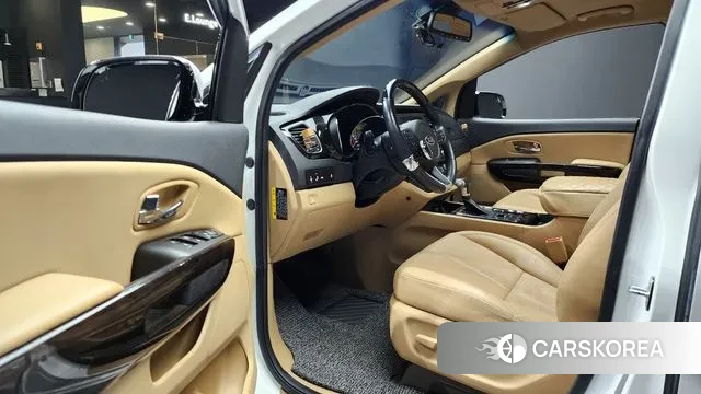 Kia The New Carnival 2019 Белый из Кореи, фото 2