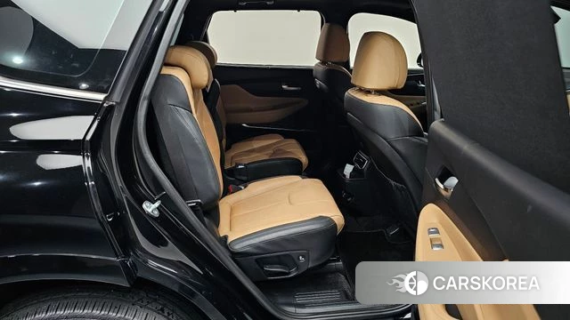 Hyundai The New Santa Fe 2023 Черный из Кореи, фото 2