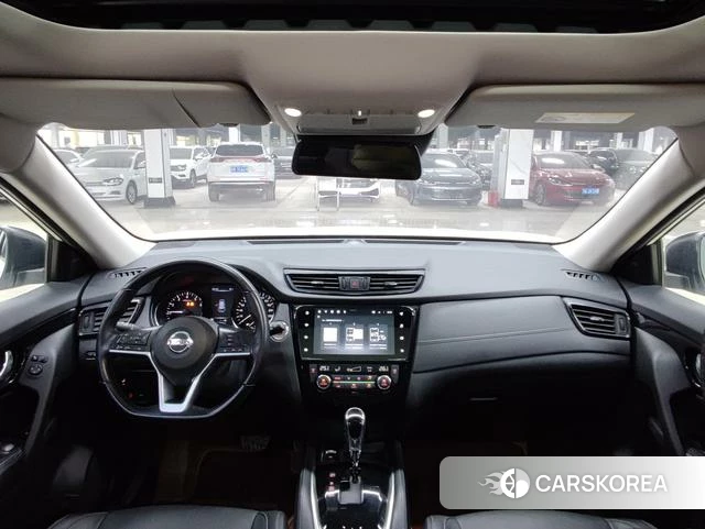 Nissan Qijun 2022 Белый из Китая, фото 2