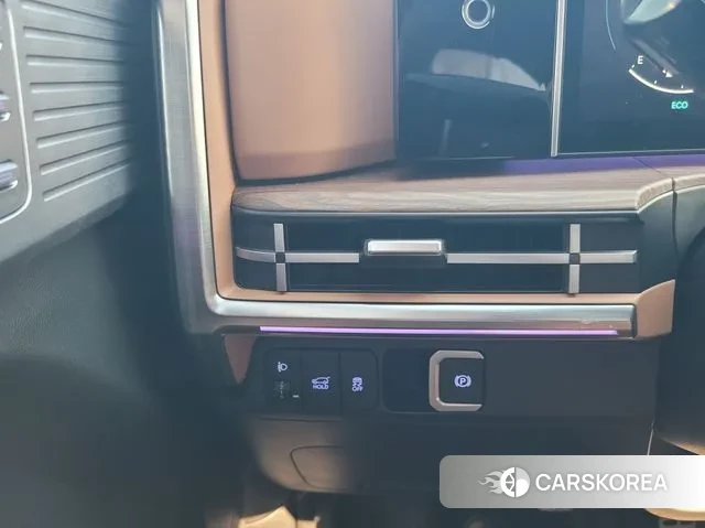 Hyundai Santa Fe (MX5) 2025 Белый из Кореи, фото 2