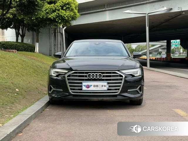 Audi A6L 2023 Черный из Китая, фото 2