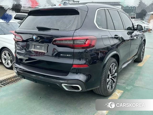 BMW X5 (imported) 2021 Черный из Китая, фото 2
