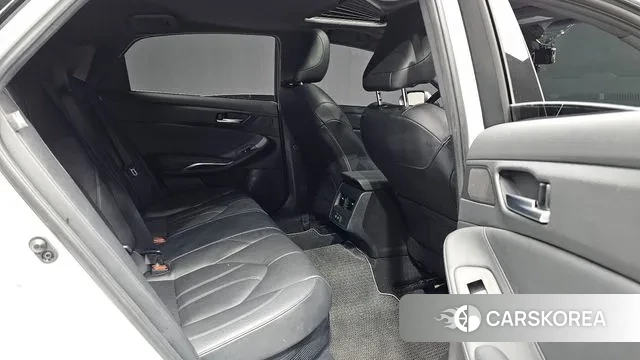 Toyota Avalon 5th Generation 2018 Серебряный из Кореи, фото 2