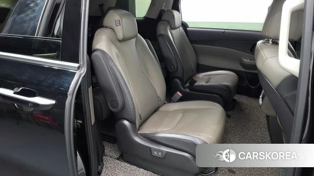 Kia The New Carnival 4th Generation 2024 Черный из Кореи, фото 2