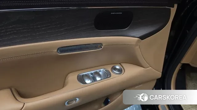 Genesis G90 (RS4) 2022 Черный из Кореи, фото 2