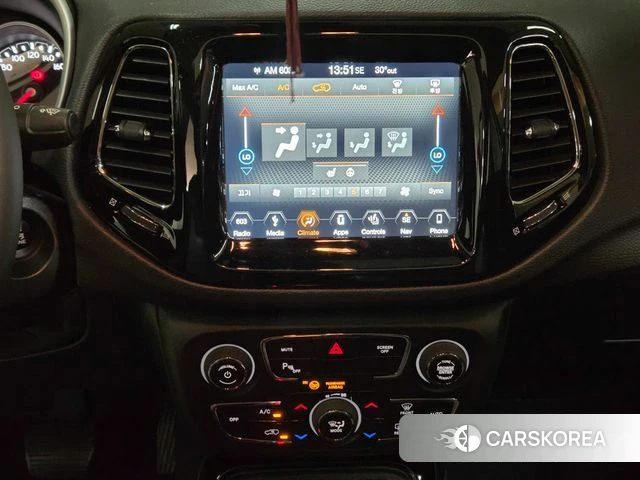 Jeep Compass 2nd Generation 2018 Белый из Кореи, фото 2