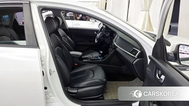 Kia The New K5 2nd generation 2018 Белый из Кореи, фото 2