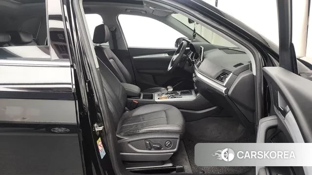 Audi Q5 (FY) 2020 Черный из Кореи, фото 2