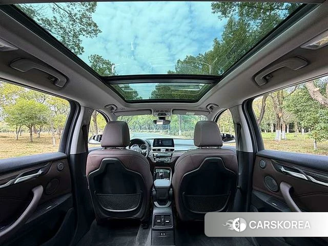 BMW X1 2022 Белый из Китая, фото 2