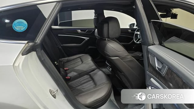 Audi A7 (4K) 2020 Белый из Кореи, фото 2