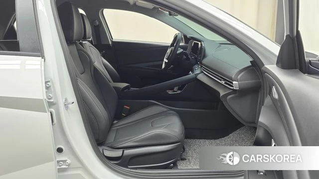 Hyundai The New Avante (CN7) 2025 Белый из Кореи, фото 2