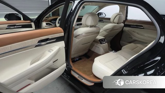 Genesis G90 2021 Черный из Кореи, фото 2