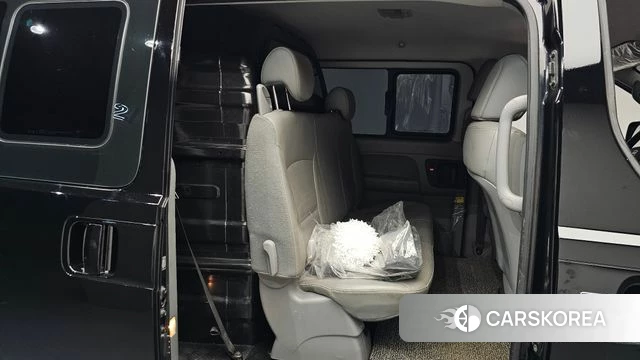 Hyundai The New Grand Starex 2021 Черный из Кореи, фото 2