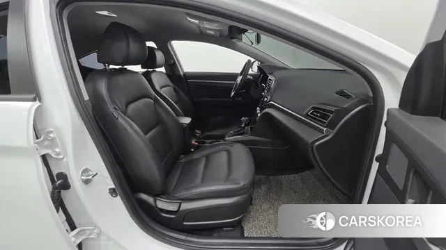 Hyundai The New Avante AD 2019 Белый из Кореи, фото 2