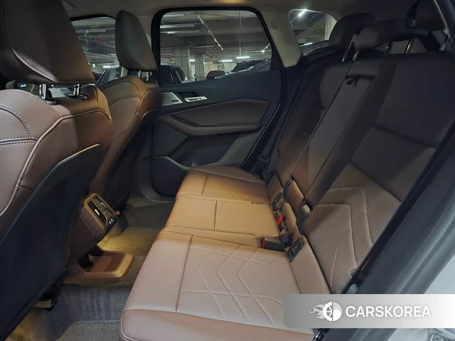BMW 2 Series Active Tourer (U06) 2025 Белый из Кореи, фото 2