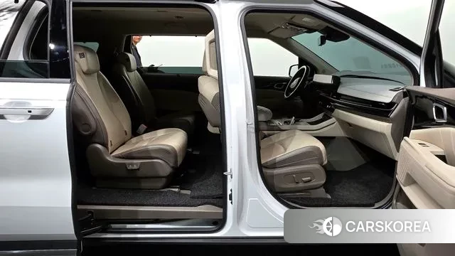 Kia The New Carnival 4th Generation 2023 Белый из Кореи, фото 2