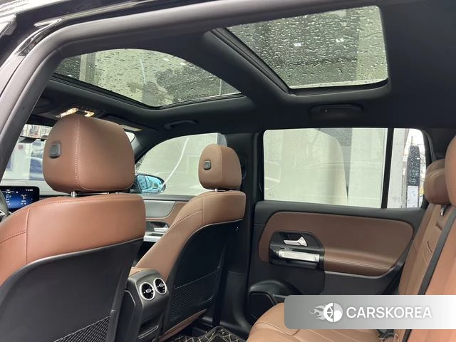Mercedes-Benz GLB 2024 Черный из Китая, фото 2