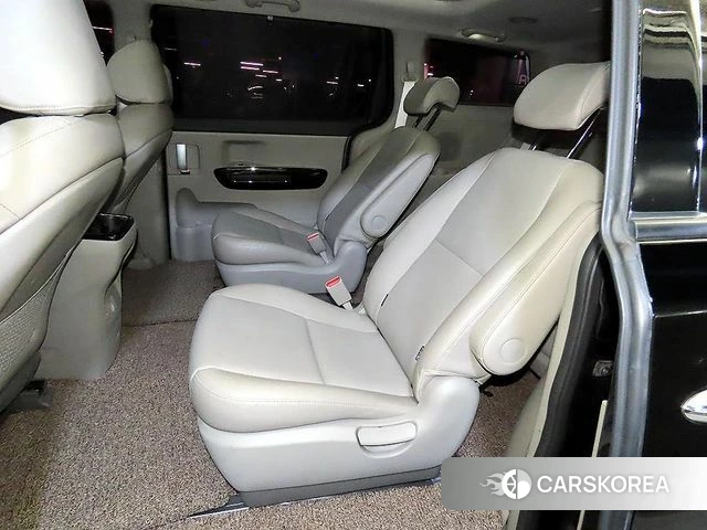 Kia The New Carnival 2018 Черный из Кореи, фото 2