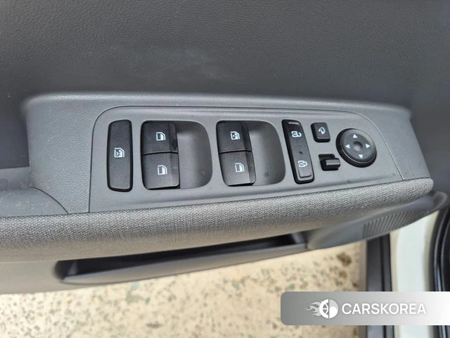 Hyundai Casper 2023 Белый из Кореи, фото 2
