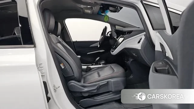 Chevrolet (GM Daewoo) Bolt EV 2021 Белый из Кореи, фото 2