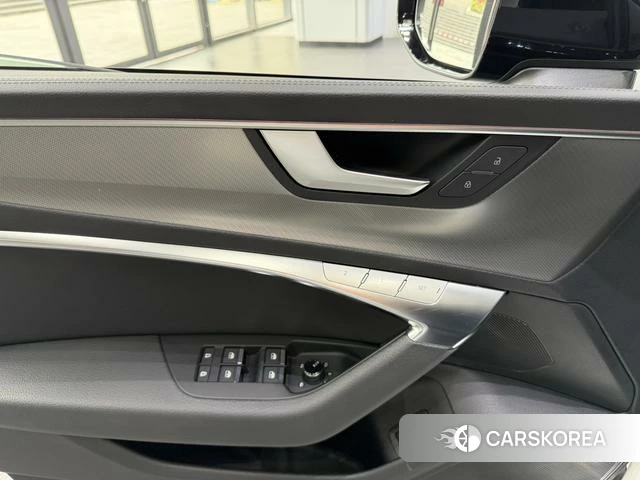 Audi A7 2021 Зеленый из Китая, фото 2