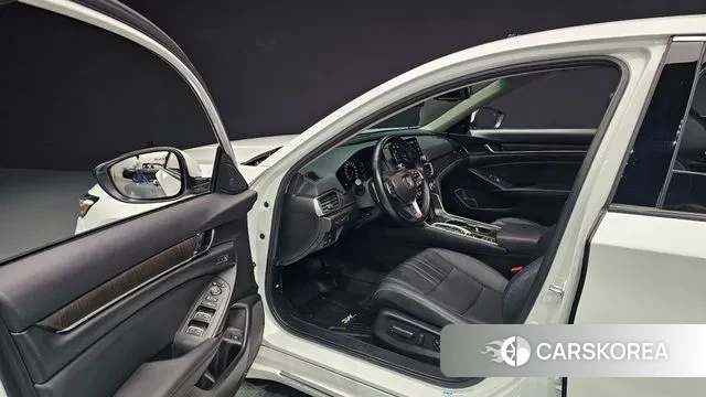 Honda Accord 10th Generation 2021 Белый из Кореи, фото 2